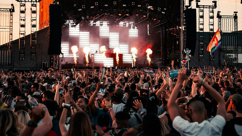 Going Smokeless at Music Festivals: Why Nicotine Pouches Are the Perfect Companion